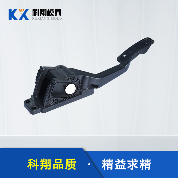 塑膠模具是什么？塑膠模具對(duì)比塑料模具有什么區(qū)別？